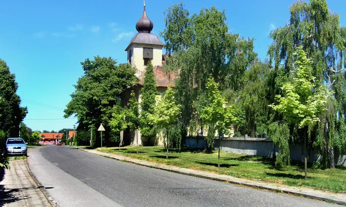 kostel svatého Jana Nepomuckého (Lány na Důlku)