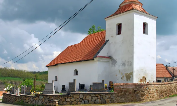 kostel svatého Leopolda (Rokytná)