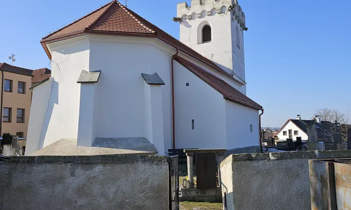 kostel svatého Mikuláše (Stolany)
