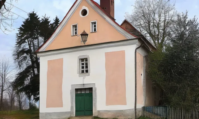 kaple Narození svatého Jana Křtitele (Trávník) – spring