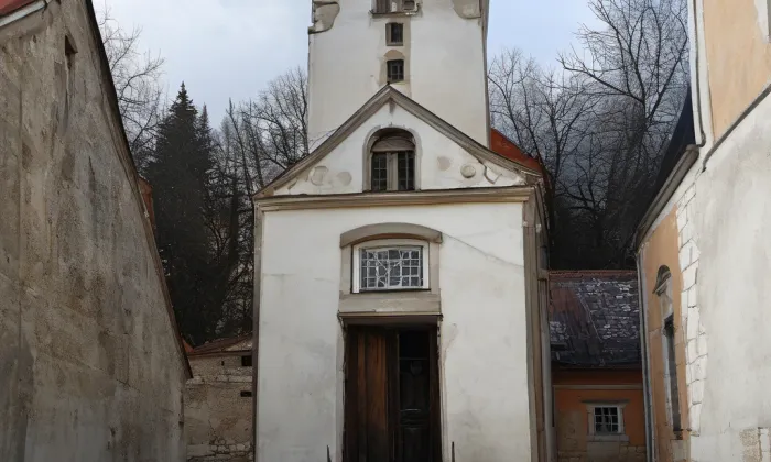 kaple Panny Marie Líšeňské – autumn