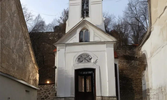 kaple Panny Marie Líšeňské – noc