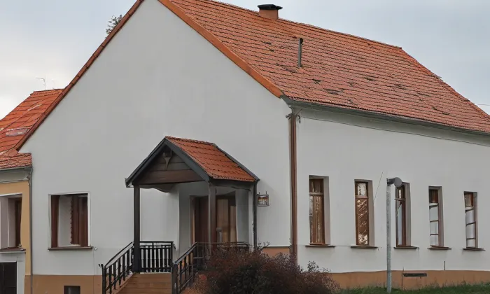 kaple svatého Cyrila a Metoděje (Olbramovice) – autumn