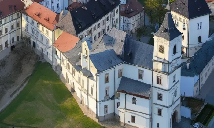 kostel Jména Panny Marie (Křtiny) – noc