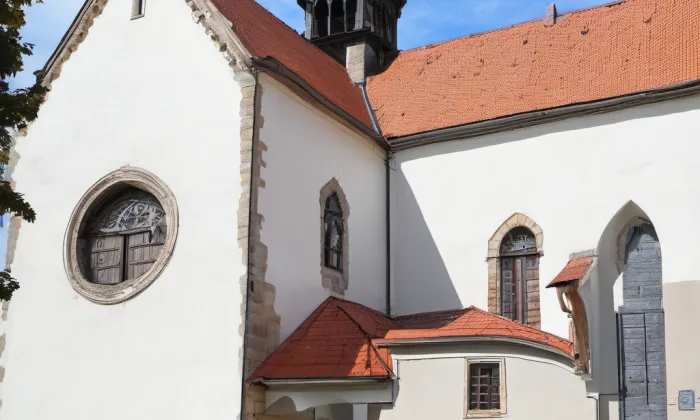 kostel Nanebevzetí Panny Marie (Předklášteří) – autumn
