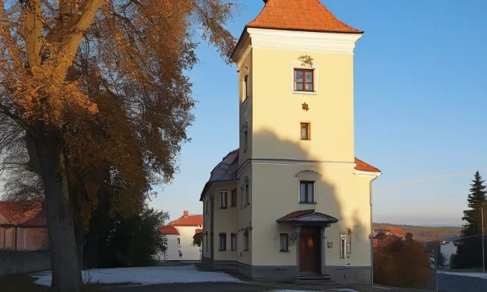 Kostel Nanebevzetí Panny Marie (Rychtářov) – autumn