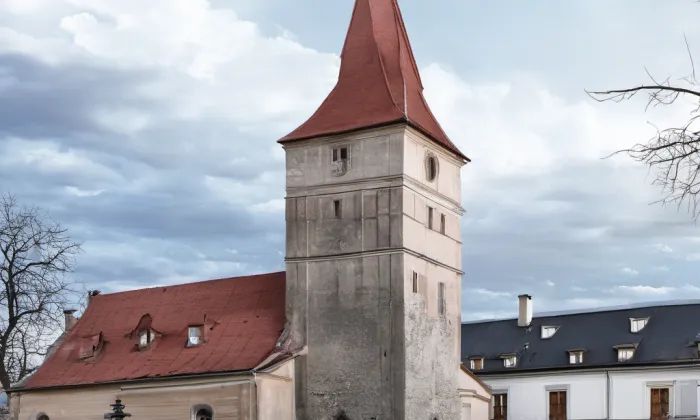 kostel Narození Panny Marie (Pluhův Žďár) – noc