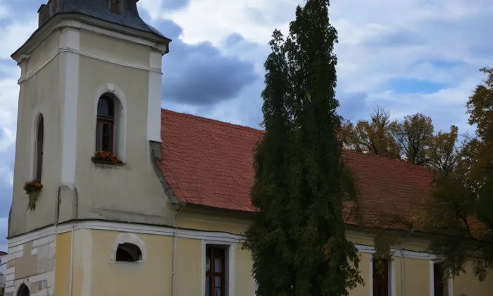 kostel Nejsvětější Trojice (Čimelice) – autumn