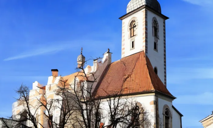 Kostel Proměnění Páně na hoře Tábor – autumn