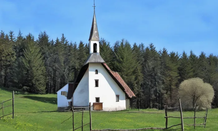 Kostel svaté Zdislavy (Prostřední Bečva) – spring