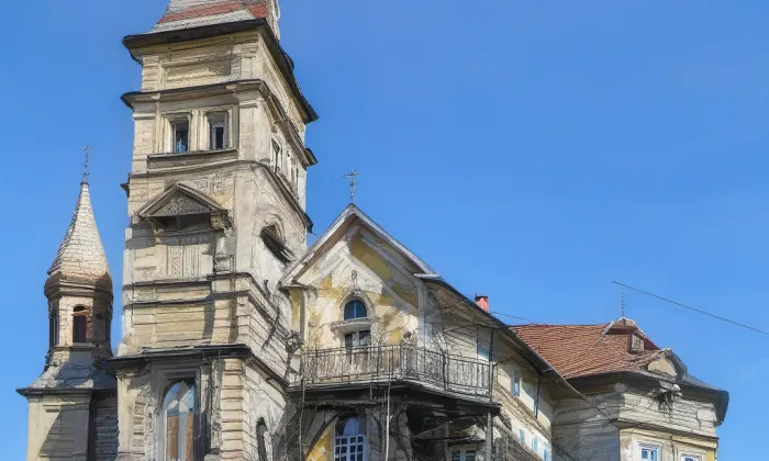 Kostel svatých Petra a Pavla (Hosín) – spring
