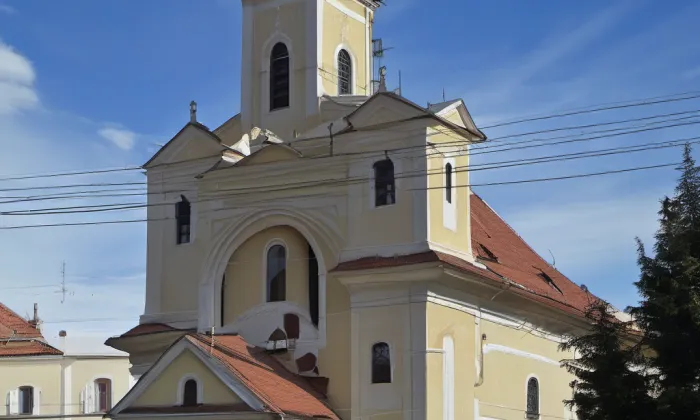 kostel svatého Bartoloměje (Ivaň) – noc
