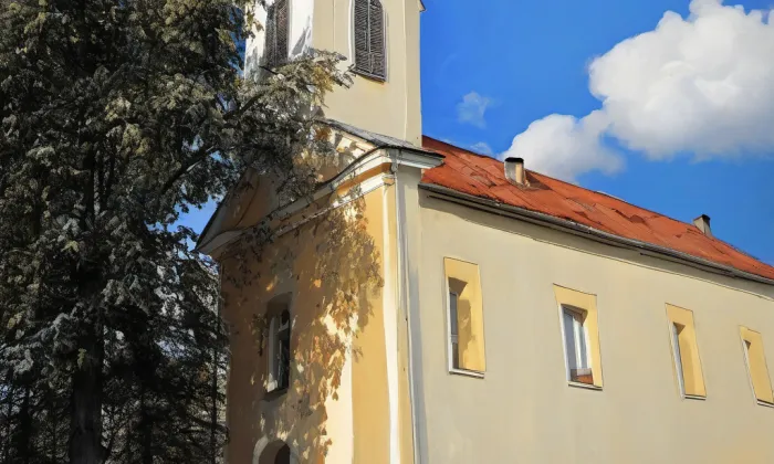kostel svatého Bartoloměje (Krhovice) – autumn