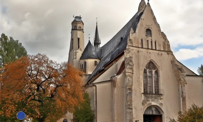 Kostel svatého Bartoloměje (Rakovník I) – autumn