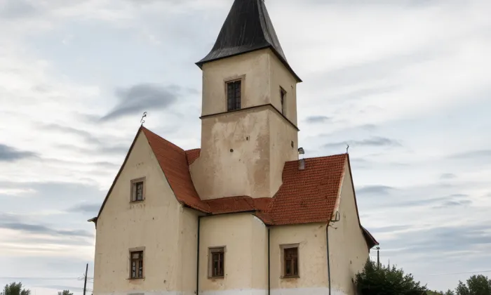 Kostel svatého Jakuba (Chvojen) – noc