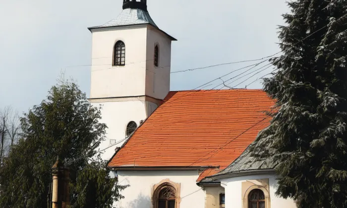 Kostel svatého Jakuba Staršího (Svádov) – winter