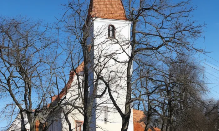 Kostel svatého Jakuba Většího (Boršov nad Vltavou) – noc