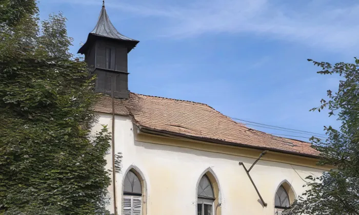 kostel svatého Jiří (Kochov) – spring