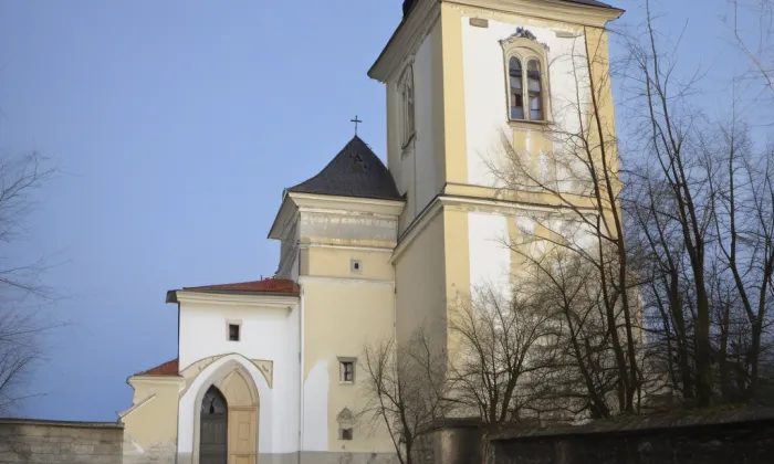Kostel svatého Martina (Markvartice) – noc