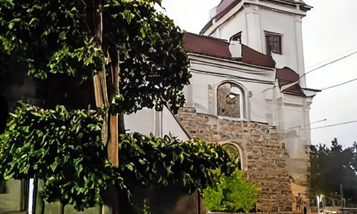 kostel svatého Mikuláše (Letonice) – noc