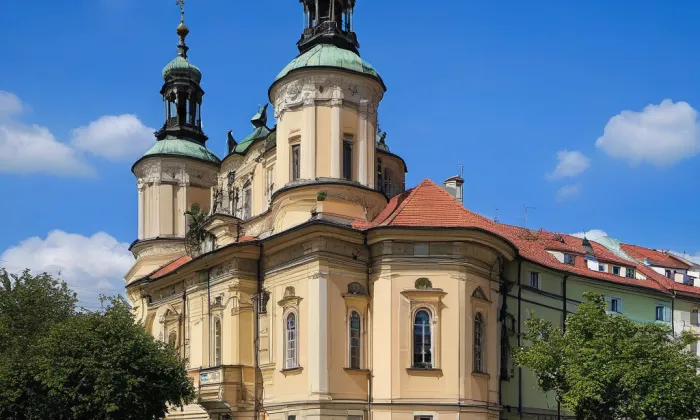 kostel svatého Mikuláše v Praze-Starém Městě – spring