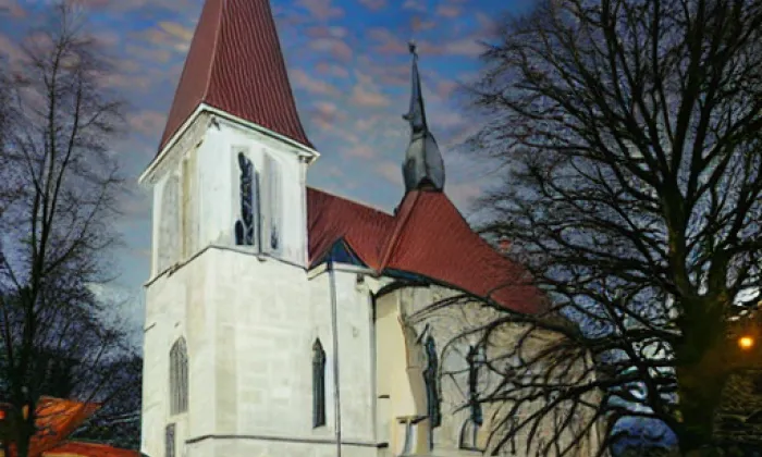 Kostel svatého Petra a Pavla (Dubany) – noc