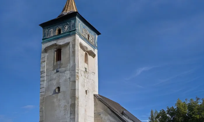Kostel svatého Petra a Pavla (Ludvíkov pod Smrkem) – summer