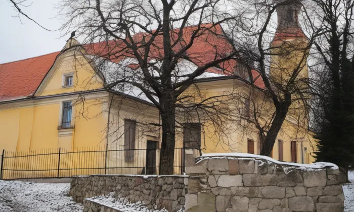 Kostel svatého Petra a Pavla (Těšnovice) – summer