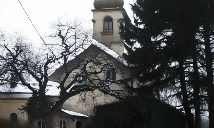 kostel Všech svatých (Staré Hvězdlice) – winter