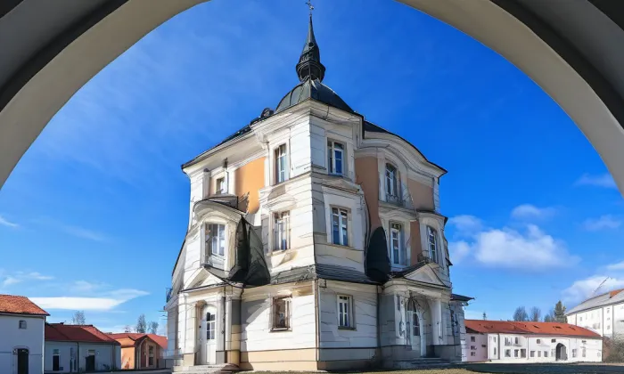 Poutní kostel svatého Jana Nepomuckého na Zelené hoře – autumn