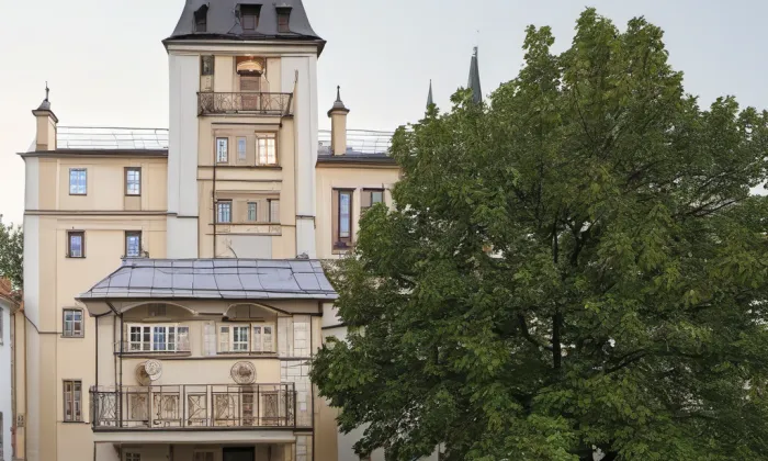 VOŠ a SPŠ Kutná Hora – noc
