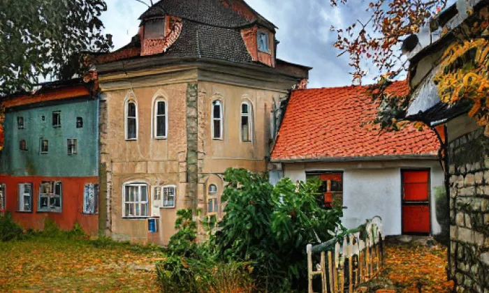 zámek Lesní Hluboké – autumn