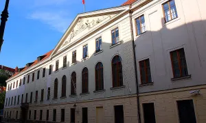 Thunovský palác ve Sněmovní