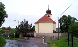 Kostel Nalezení svatého Kříže (Nesvačily)