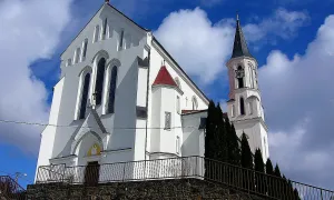 Kostel svatého Cyrila a Metoděje (Březová)