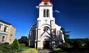 Kostel Narození Panny Marie (Ročov)