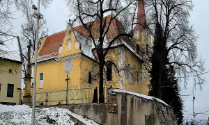 Kostel svatého Petra a Pavla (Těšnovice)